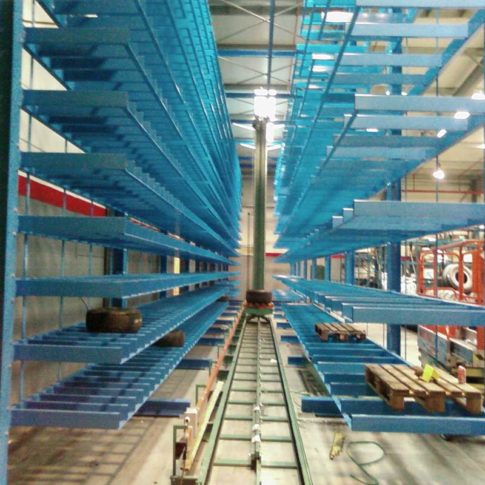 Cornix, votre spécialiste pour stocker des charges lourdes et longues ou des marchandises aux dimensions irrégulières